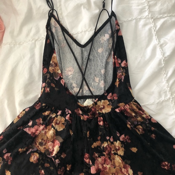 Romper - Picture 4 of 7